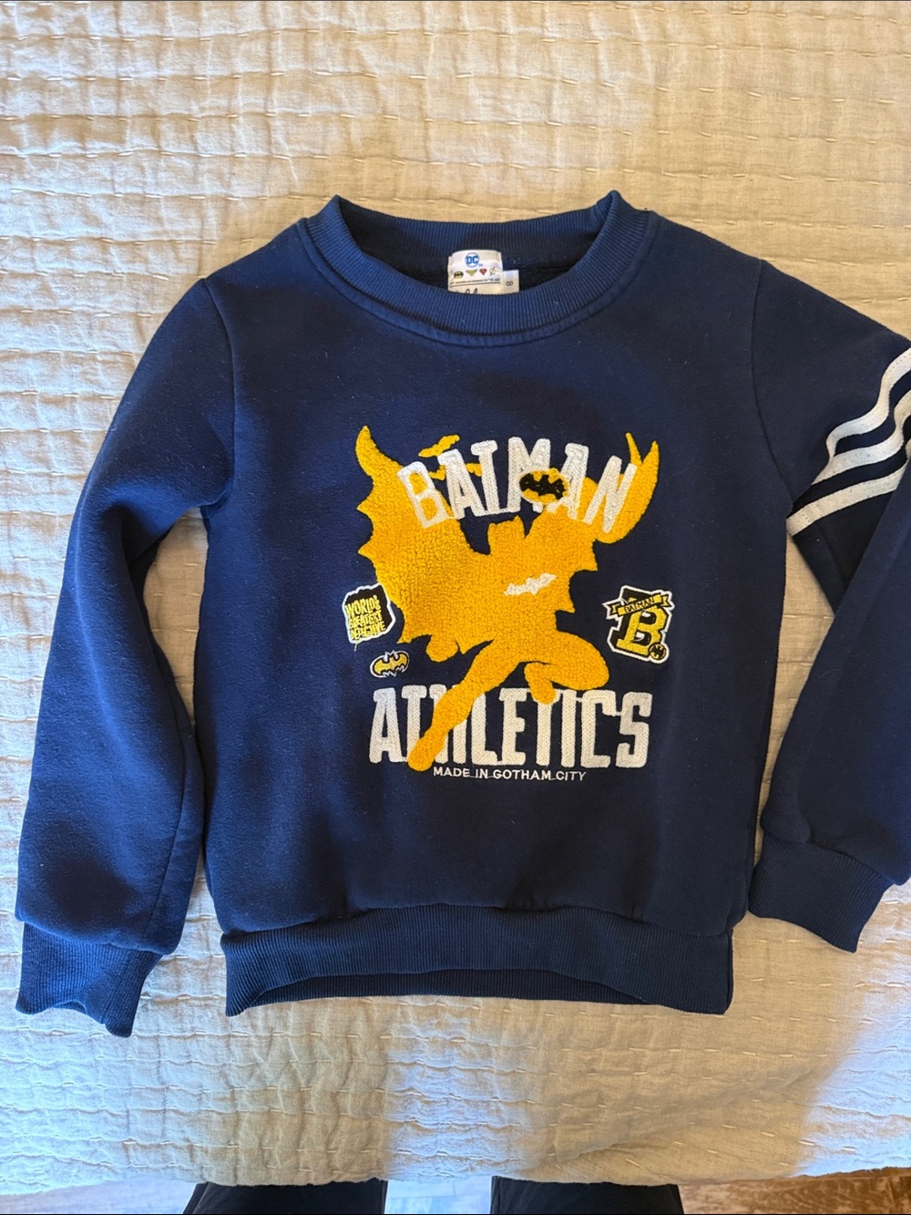 Batman Athletics Kids Navy Crewneck Sweatshirt Lola and the boys size 8